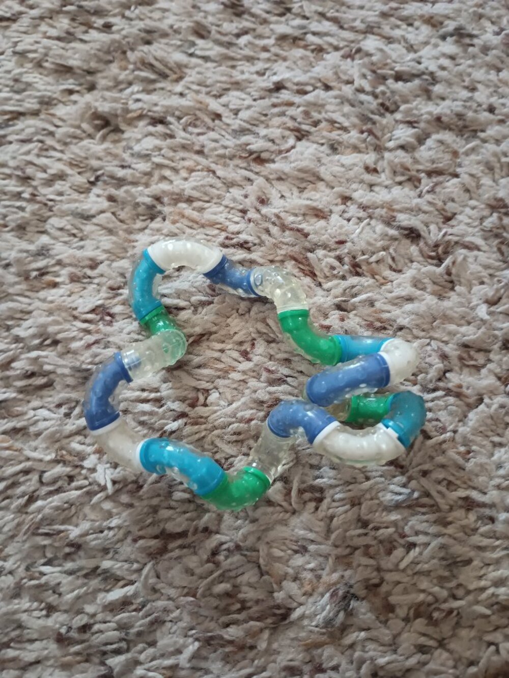 Tangle tamer fidget toy